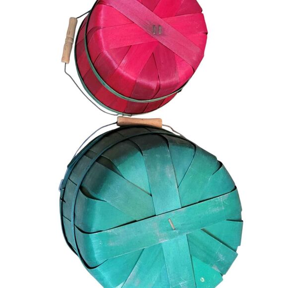 2 Vintage Split Wood Baskets Red and Green Christmas Strawberry - Picture 6 of 6